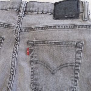 gray levis 511